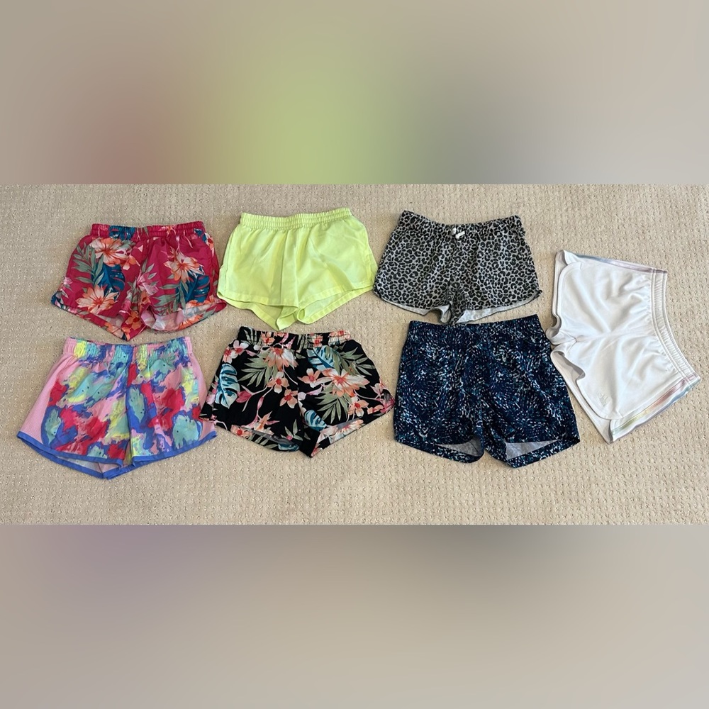 Bundle of girls shorts, leggings, and jogger sweats - size 8